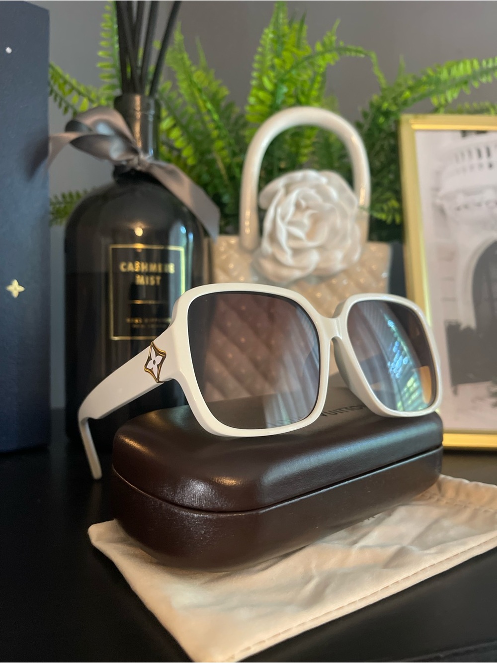 ✨Louis Vuitton✨ My Flower Sunglasses
